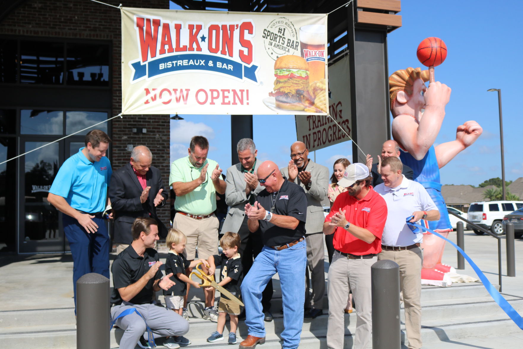 Walk-Ons Ribbon Cutting